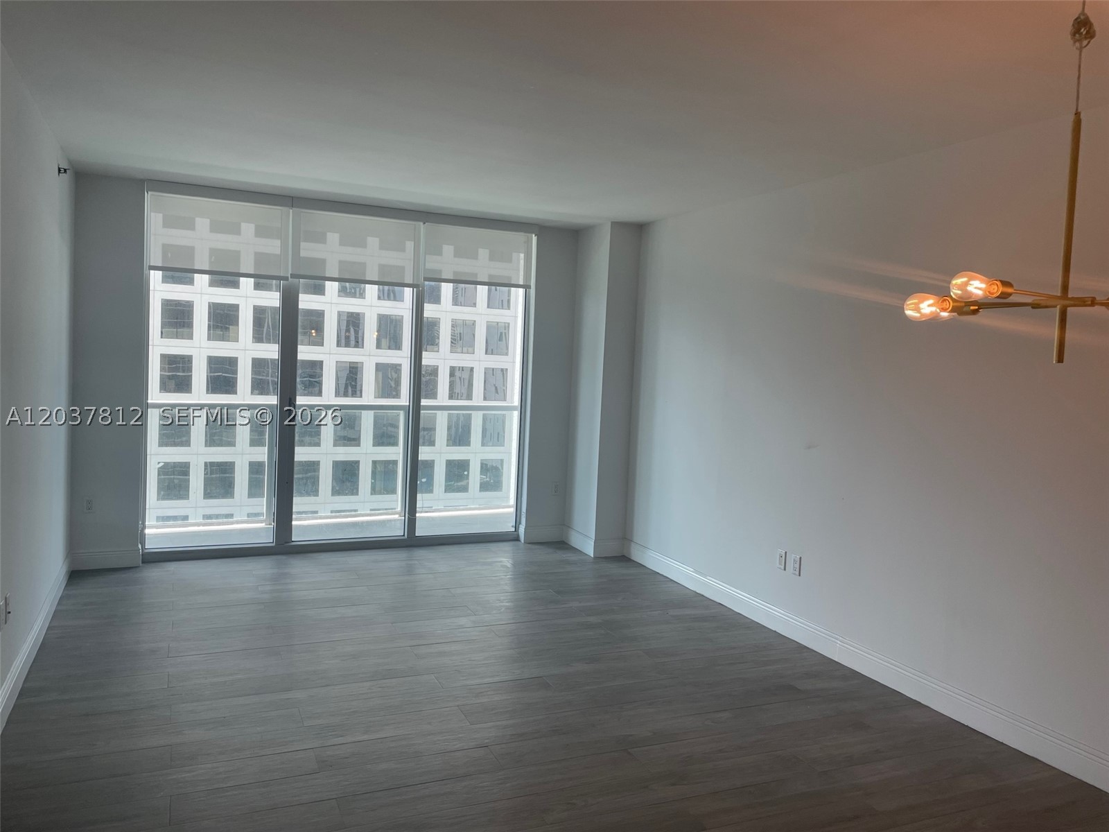 500 Brickell Ave 1906