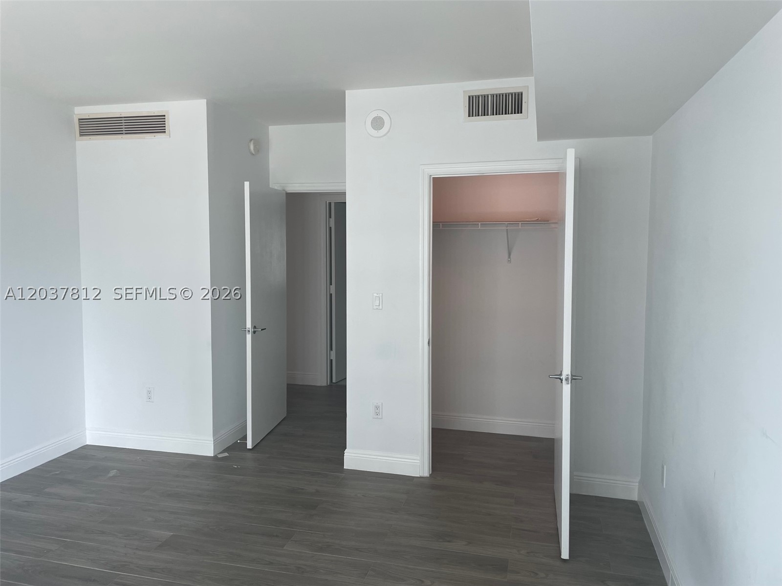 500 Brickell Ave 1906