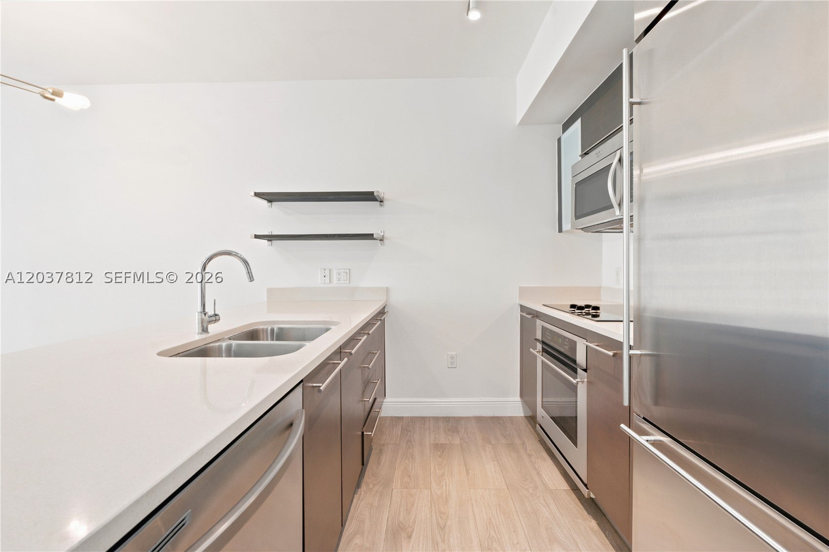 500 Brickell Av 1906