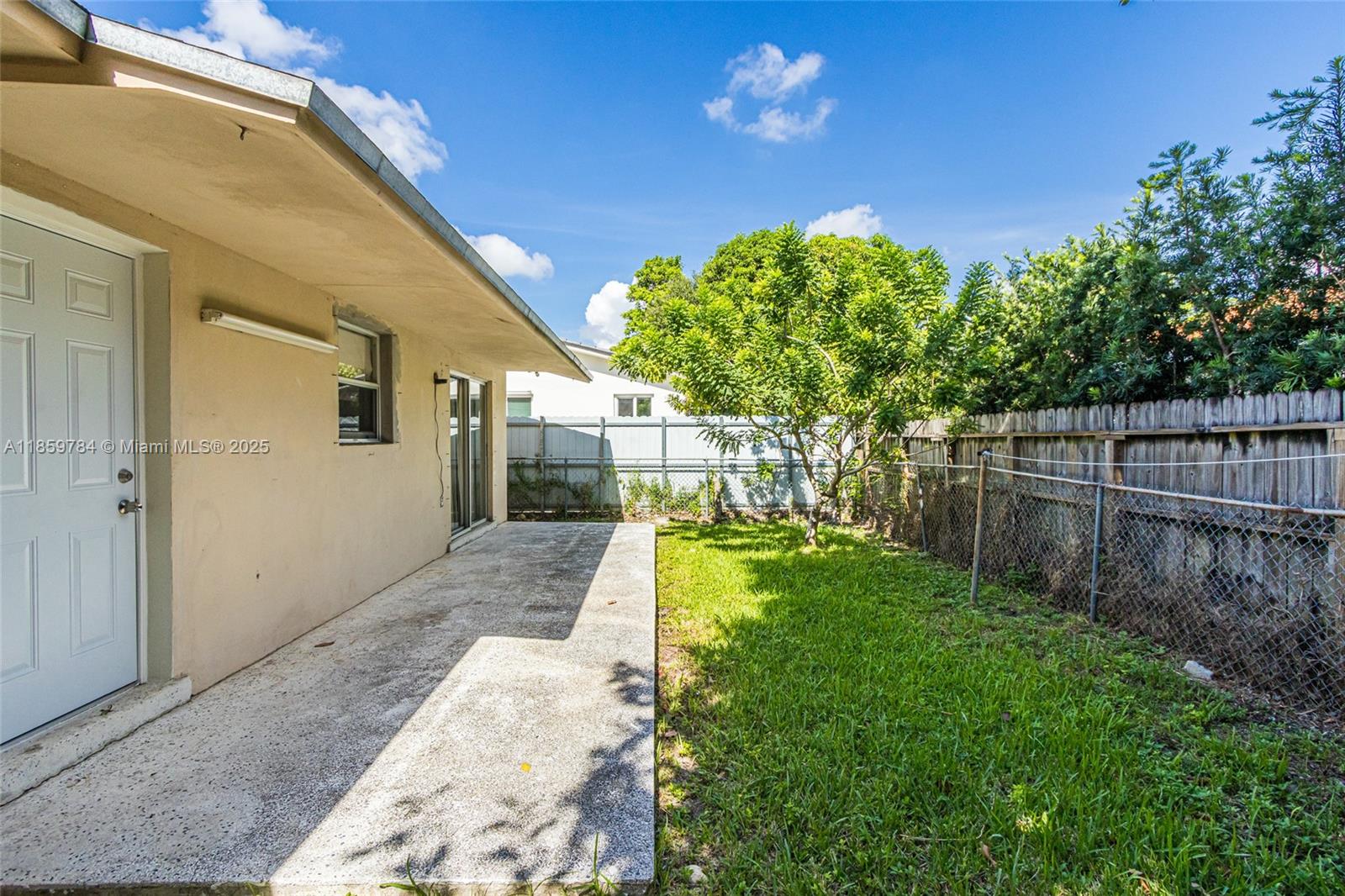 3545 SW 13th Ter