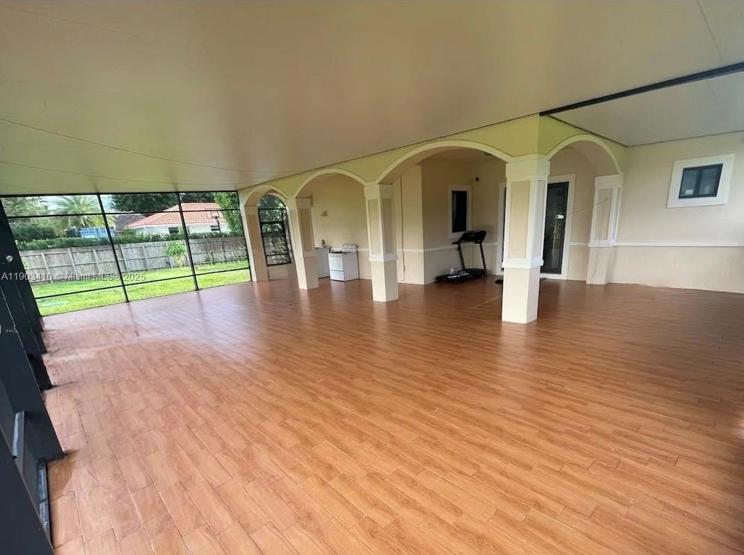 MIRAMAR WEST - Residential Lease