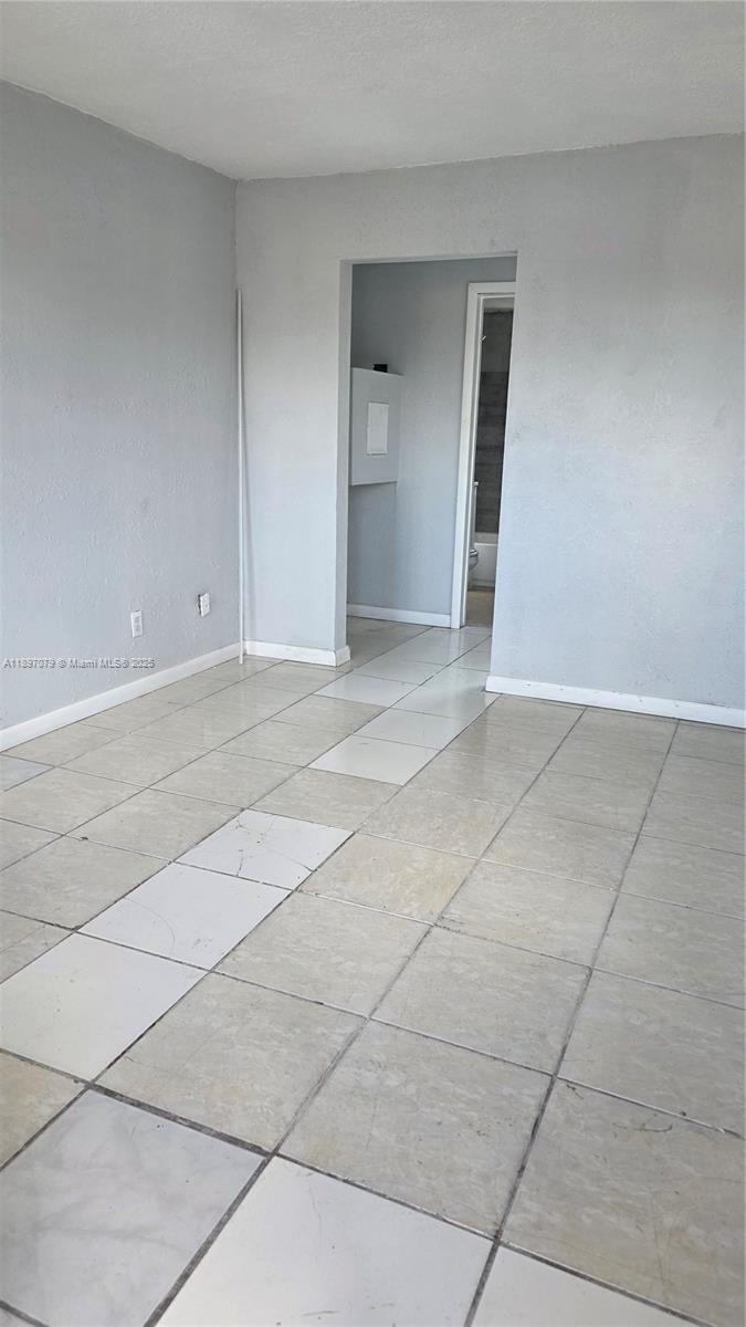 NORTH LIBERTY CITY - Residential Lease