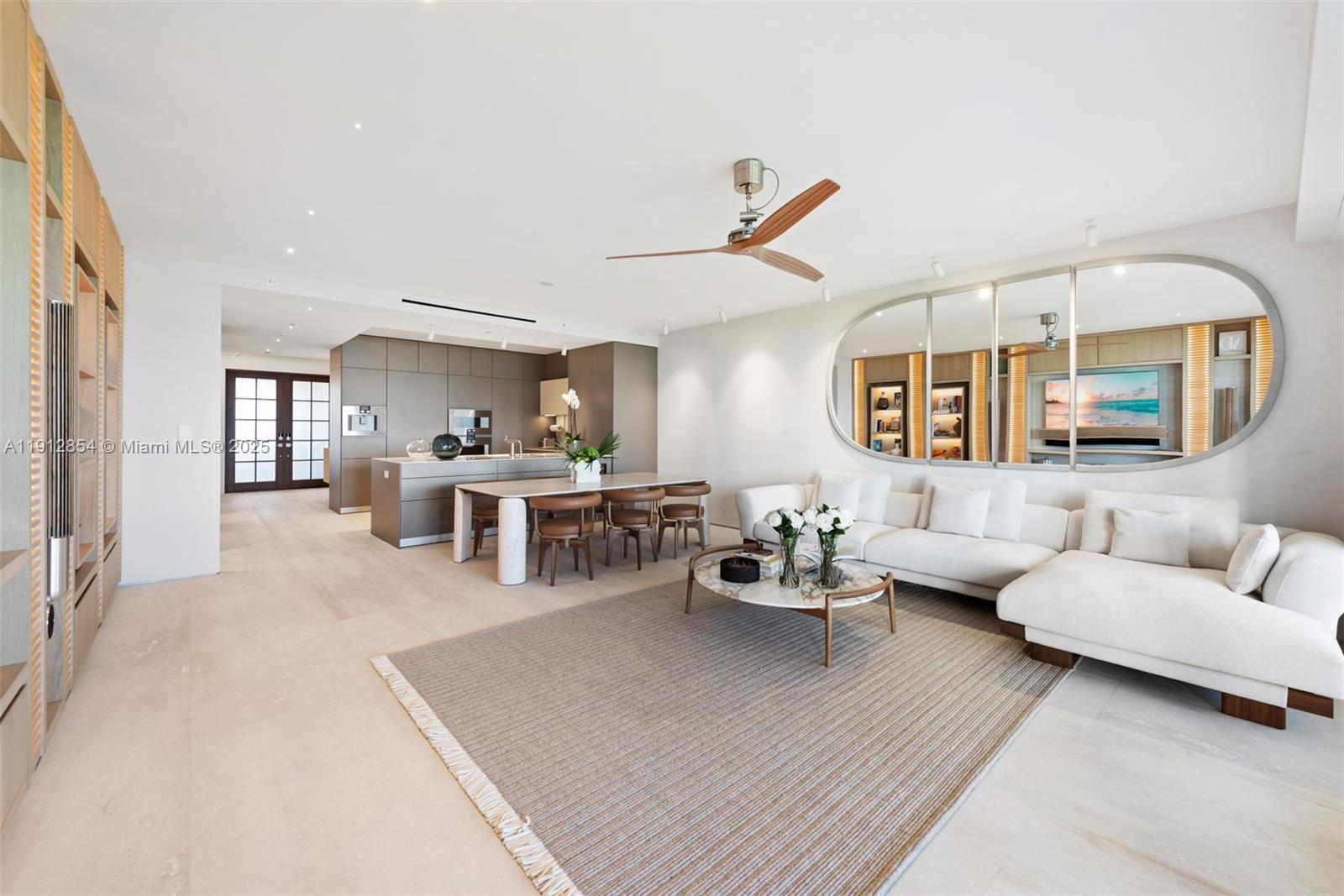 BAYVIEW AT FISHER ISL CON - Residential