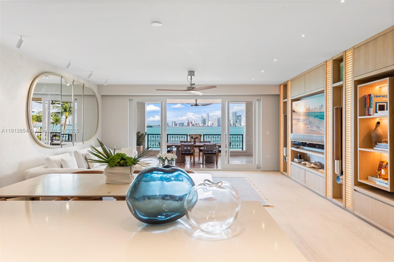 BAYVIEW AT FISHER ISL CON - Residential