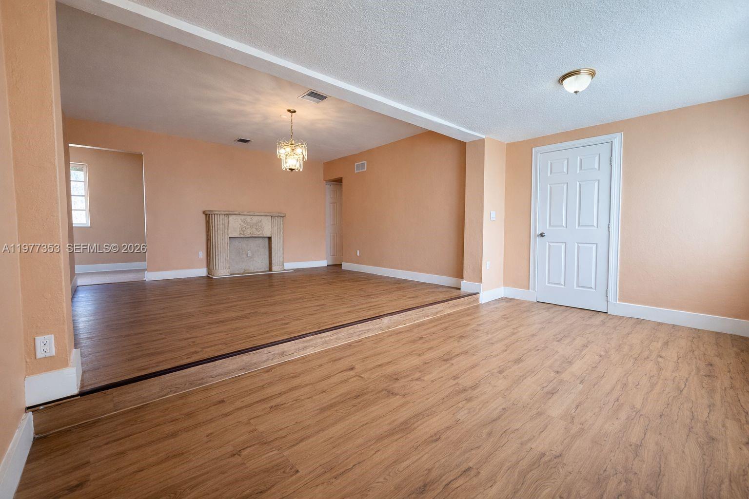 AMENDED PLAT OF ARDMORE H - Residential Lease