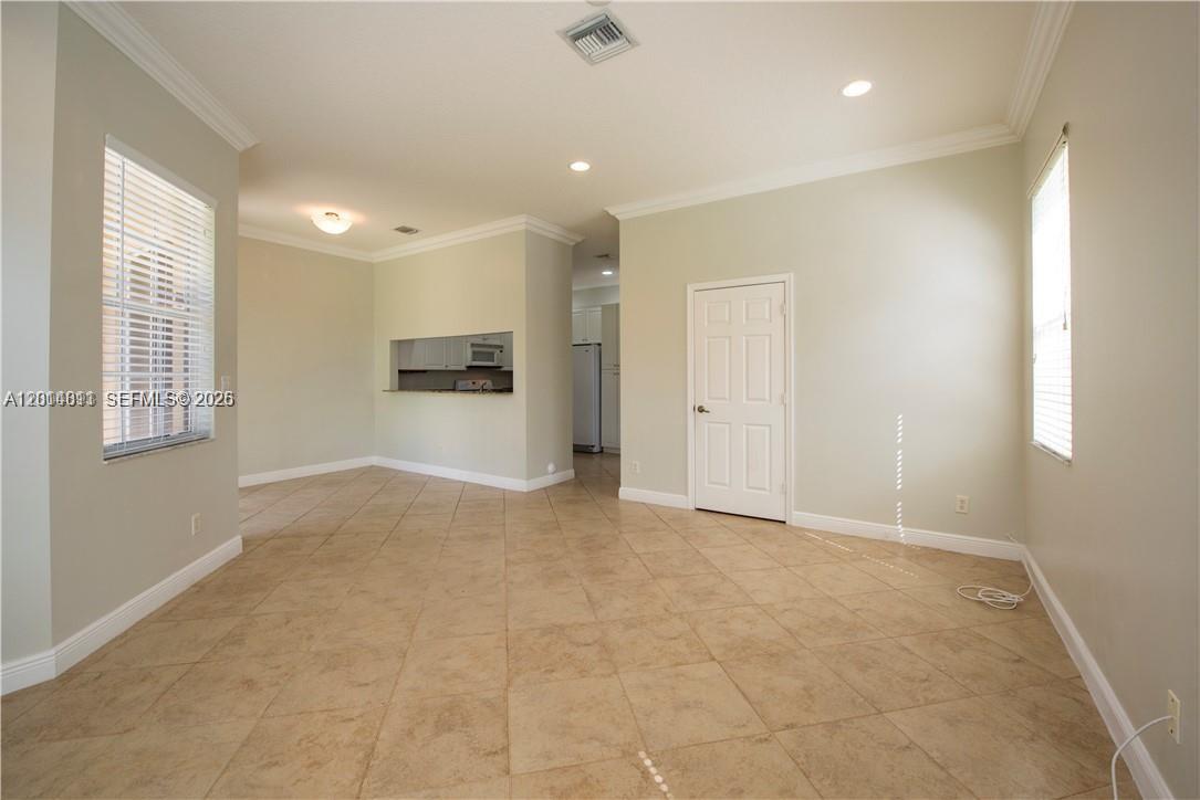ROLLING HILLS GOLF & TENN - Residential Lease