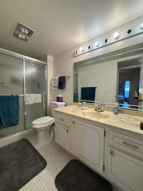 UPMINSTER J CONDO - Residential