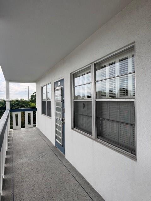 UPMINSTER J CONDO - Residential