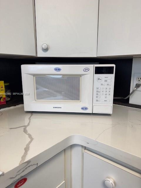 UPMINSTER J CONDO - Residential