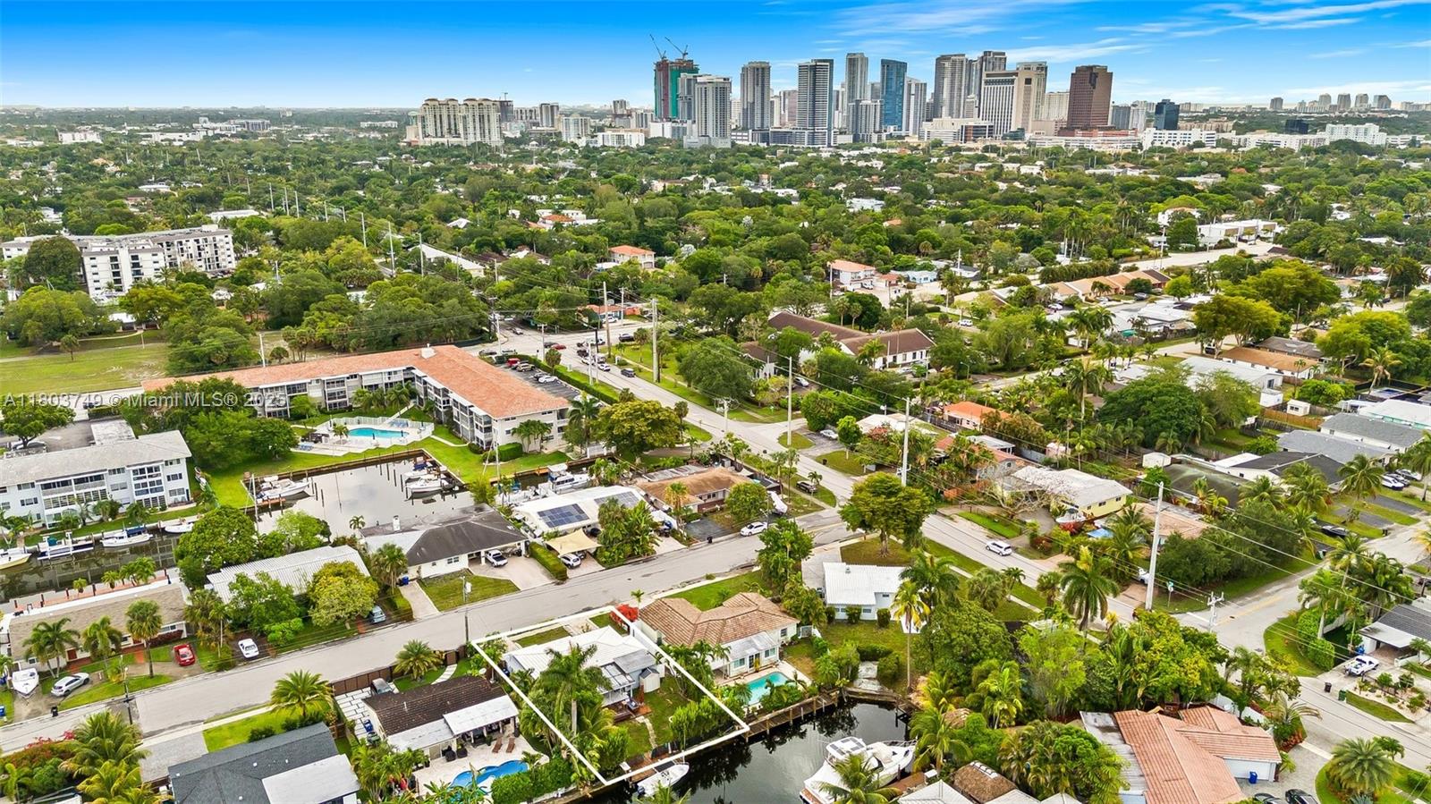 SOUTH NEW RIVER ISLES SEC - Residential