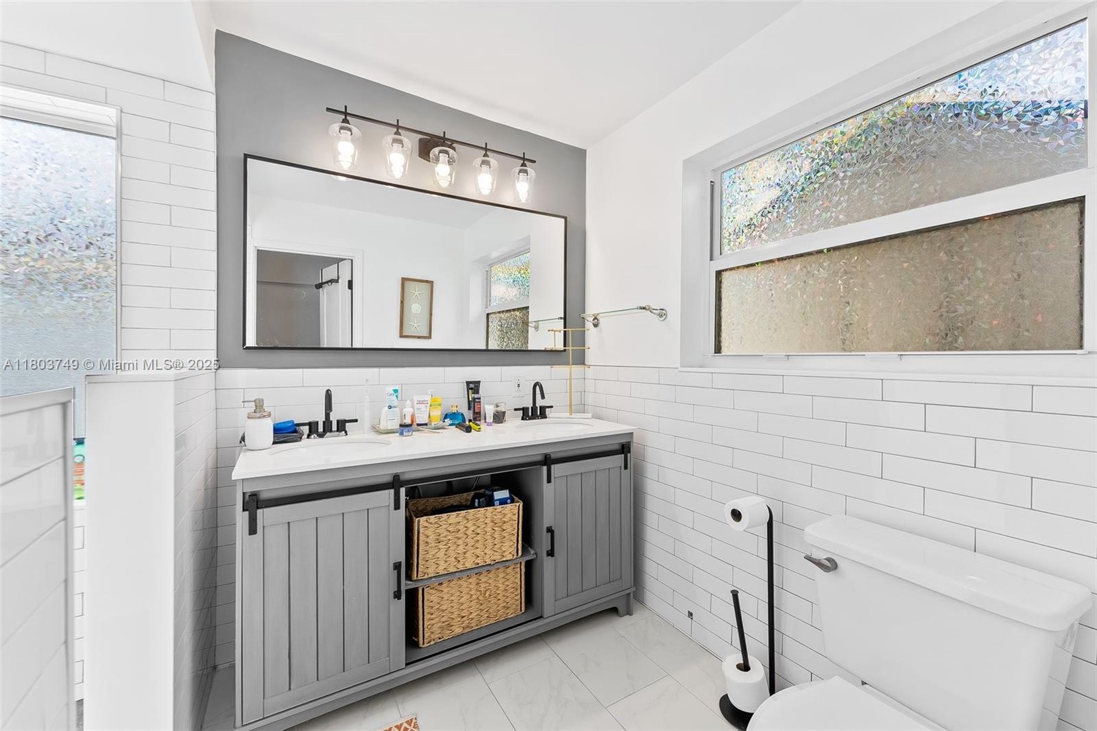 SOUTH NEW RIVER ISLES SEC - Residential