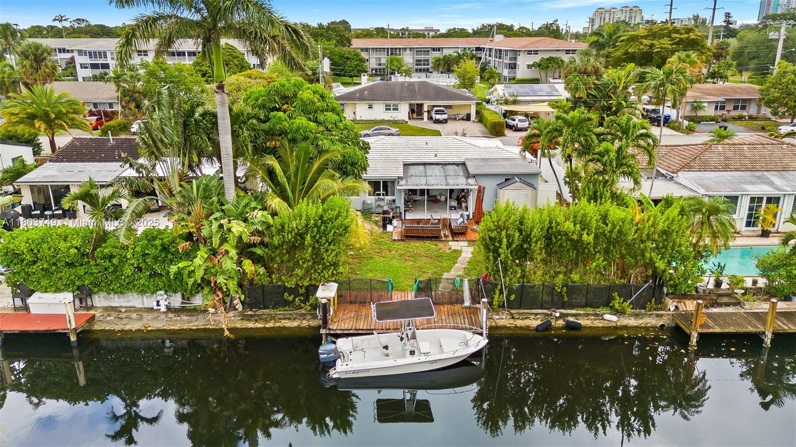 SOUTH NEW RIVER ISLES SEC - Residential