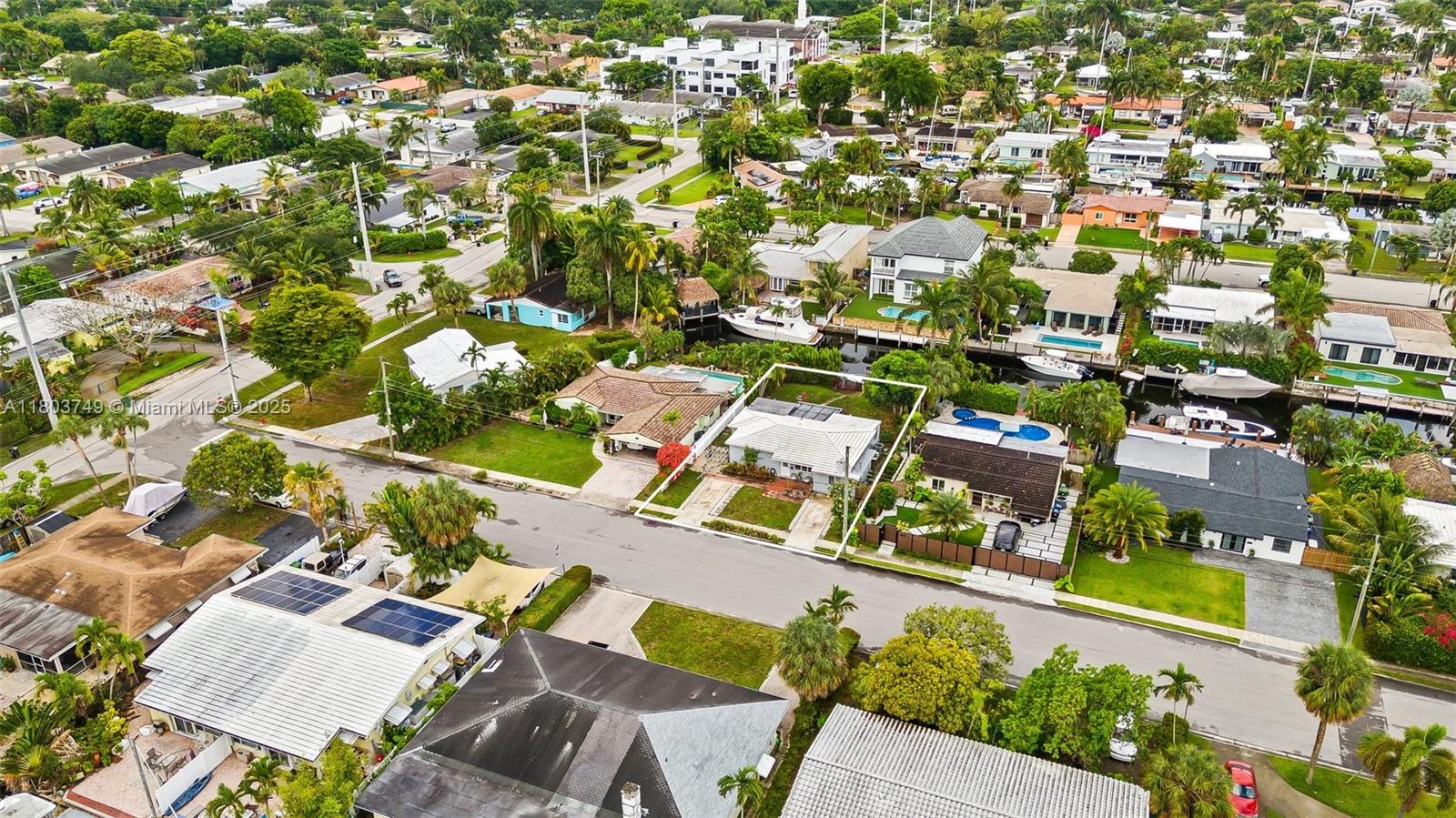 SOUTH NEW RIVER ISLES SEC - Residential