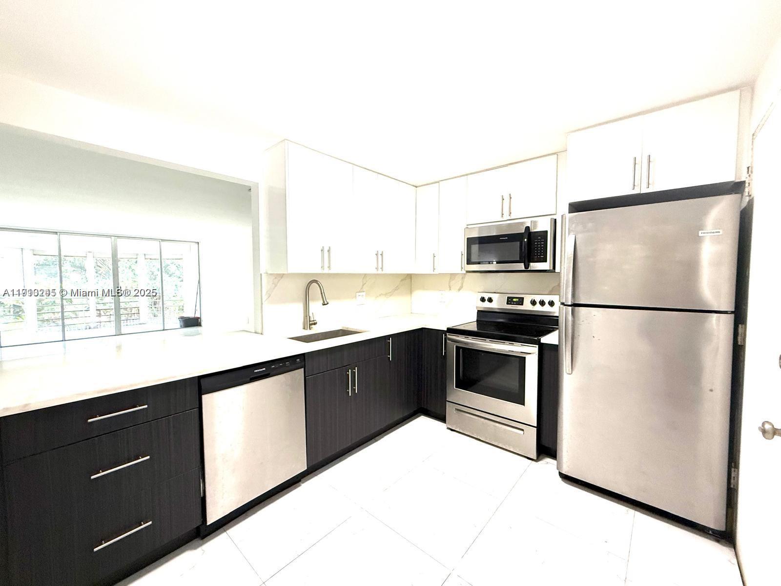 ROLLING GREEN CONDO D - Residential Lease