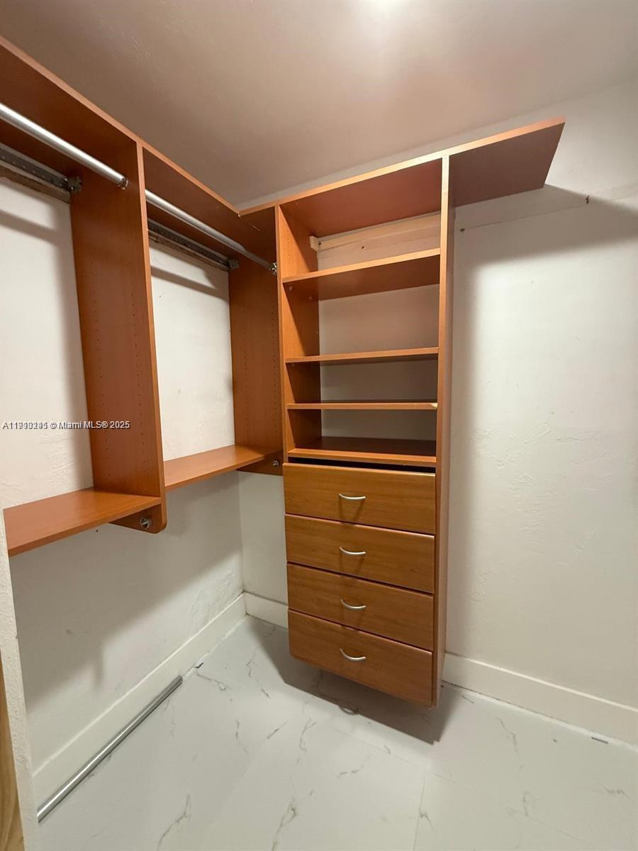 ROLLING GREEN CONDO D - Residential Lease