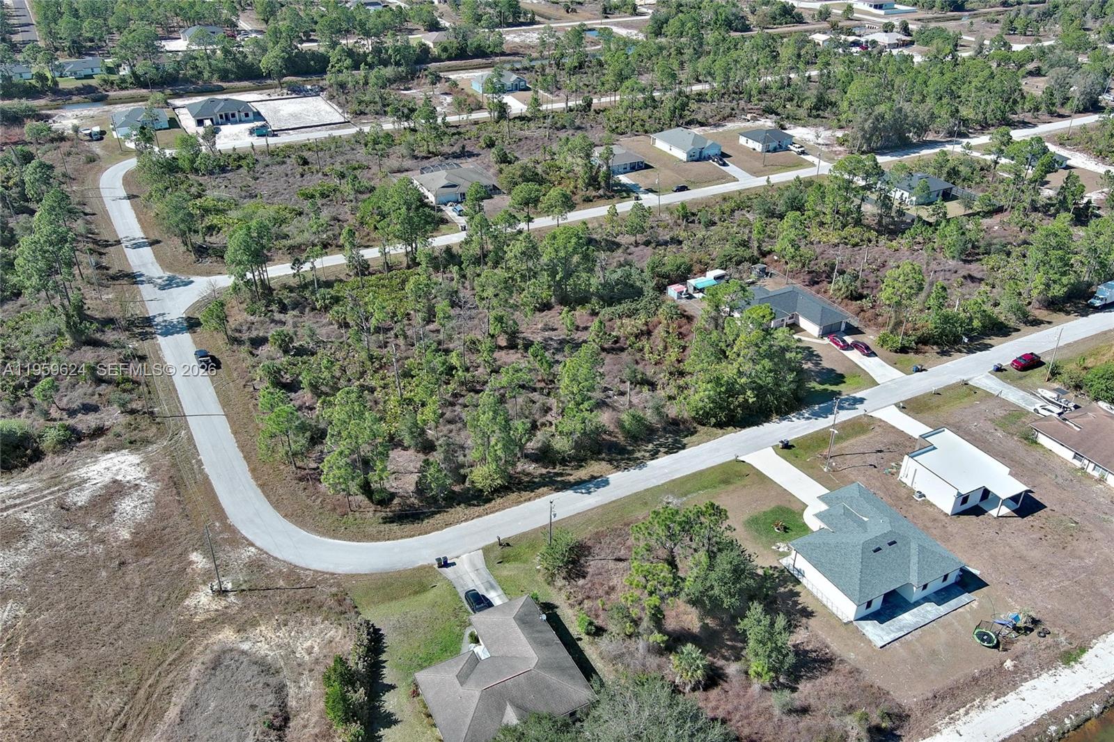 LEHIGH ACRES - Land