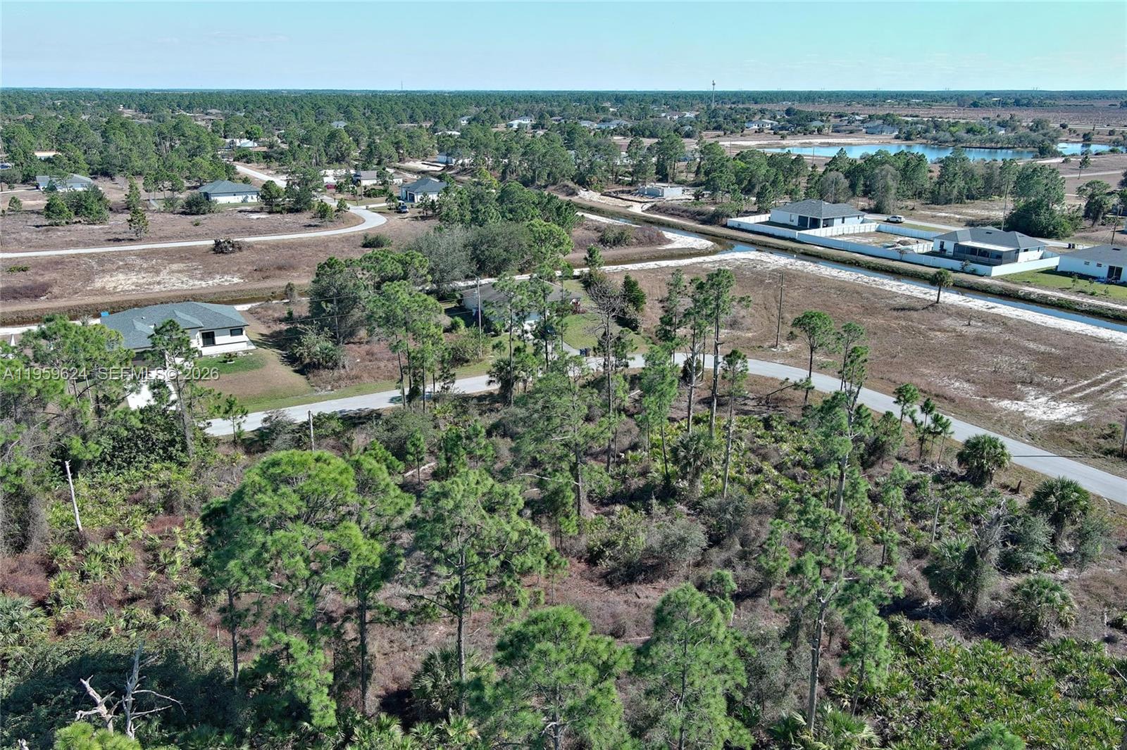 LEHIGH ACRES - Land