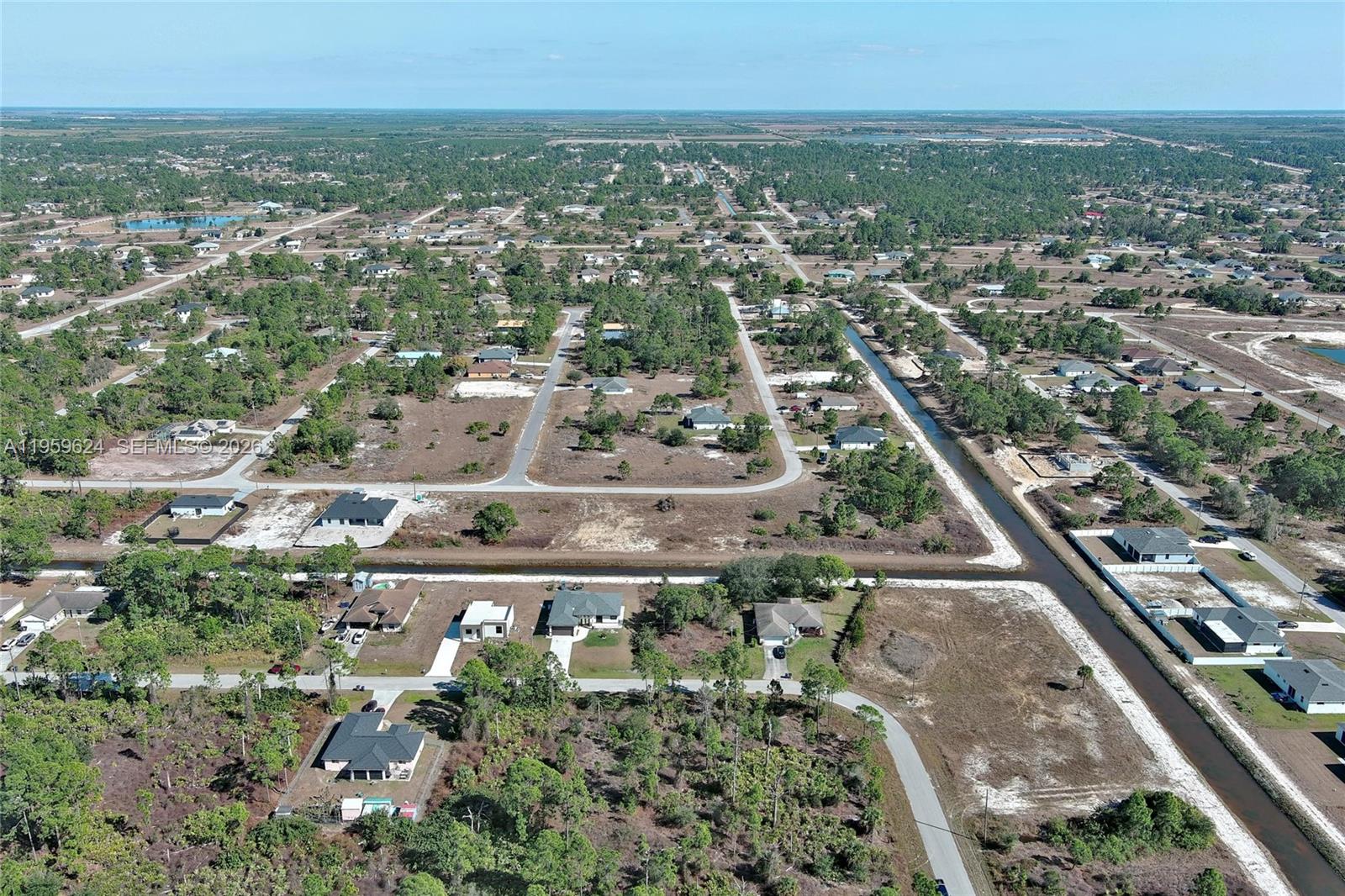 LEHIGH ACRES - Land
