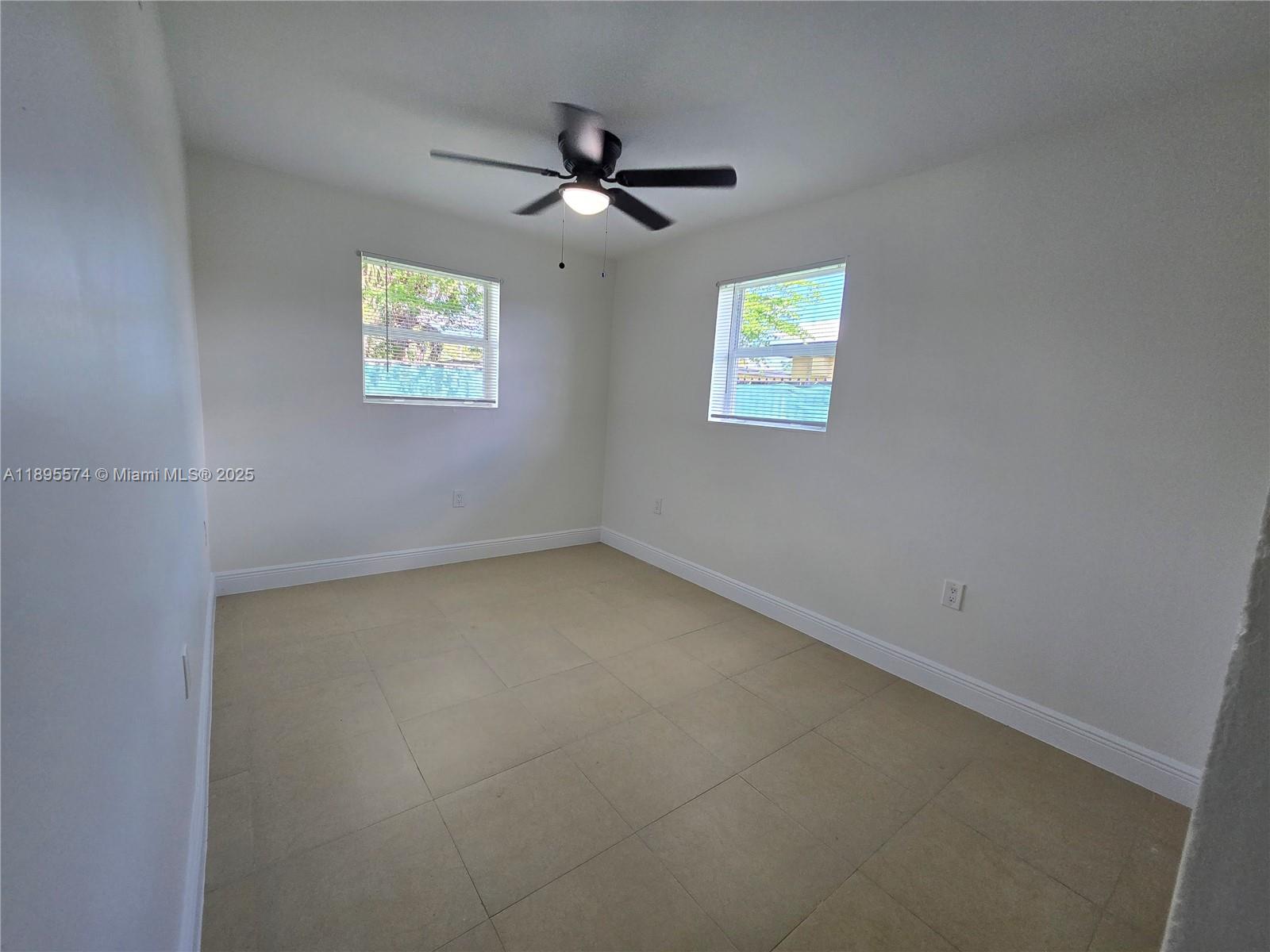 LINCOLN PARK CORR PLAT - Residential Lease