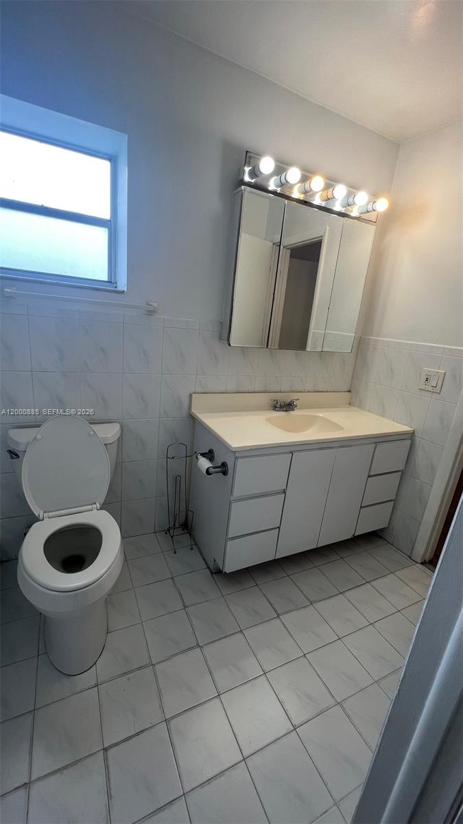 PALMETTO SPRINGS CONDO VI - Residential