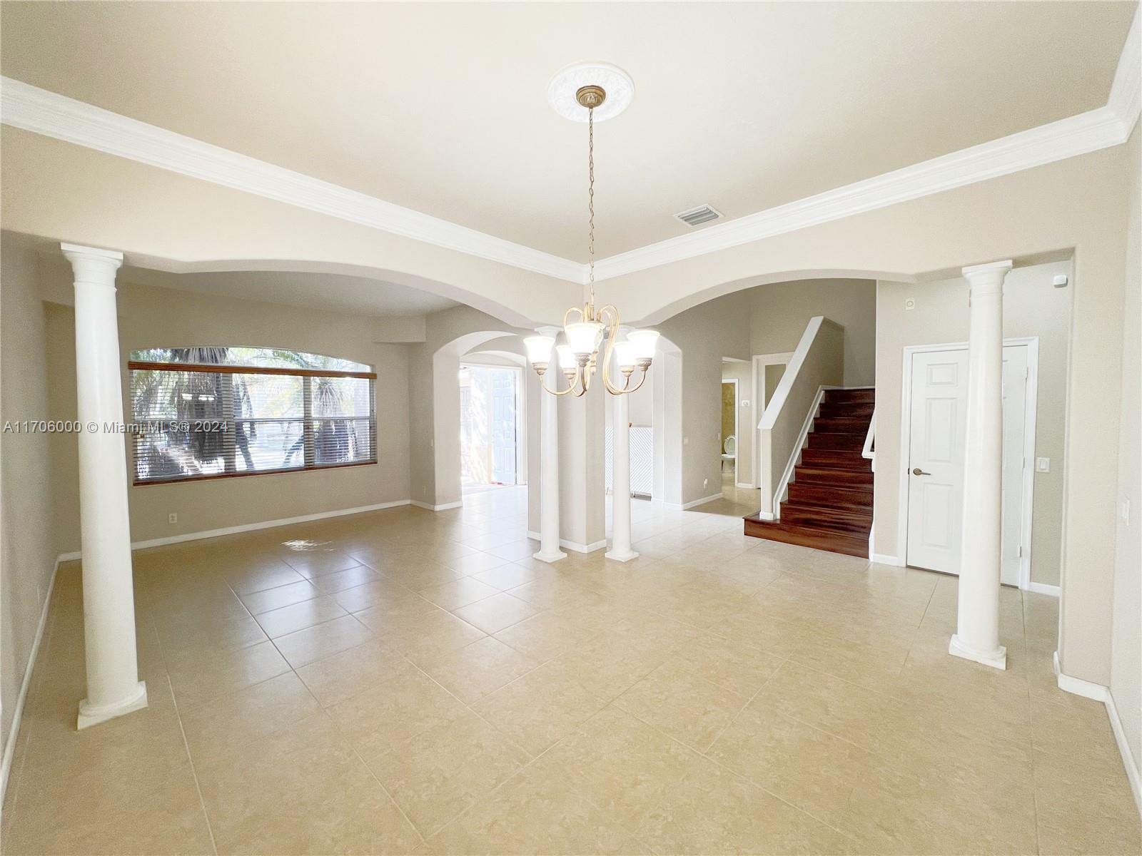1983 Harbor View Cir
