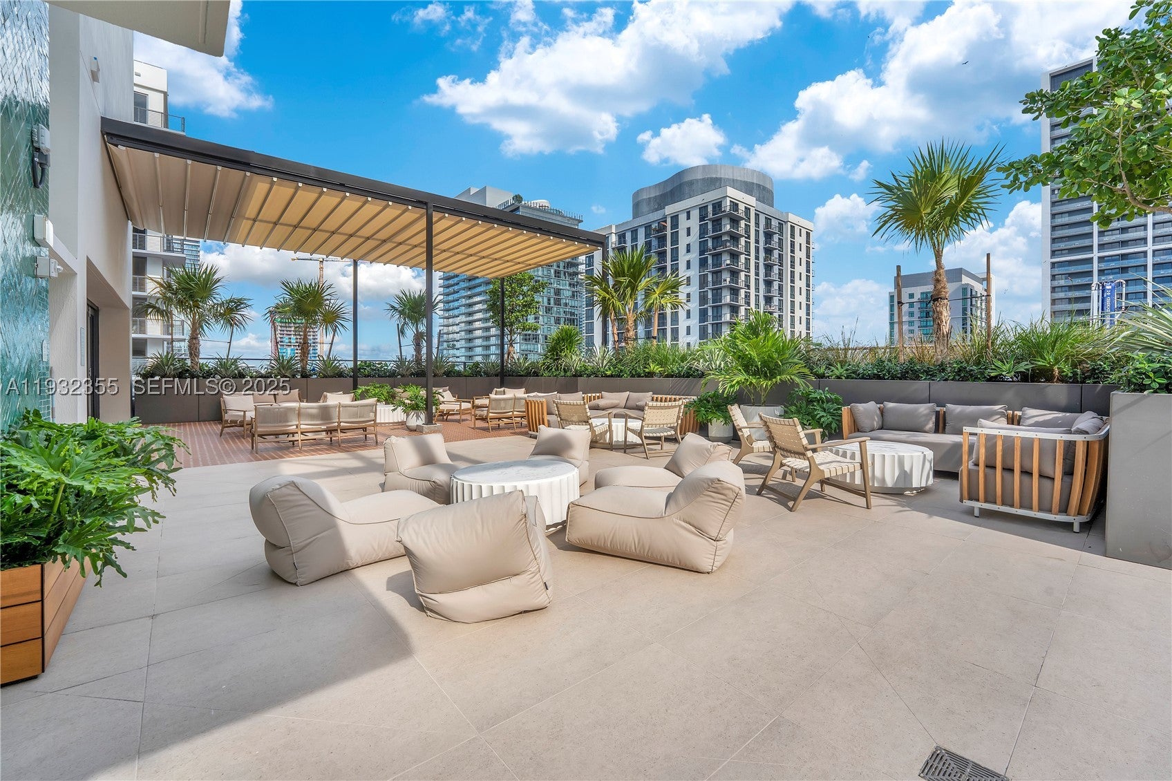 11 NE 6 Street 2201