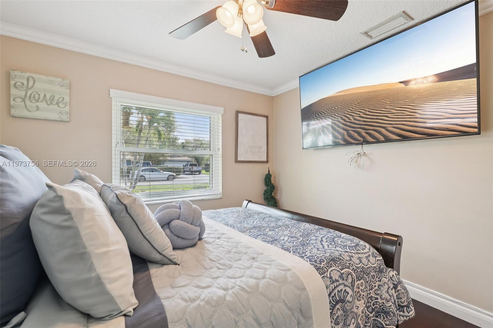 WOOD LAKE - Residential