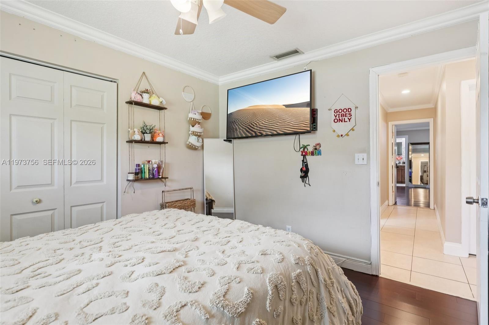 WOOD LAKE - Residential