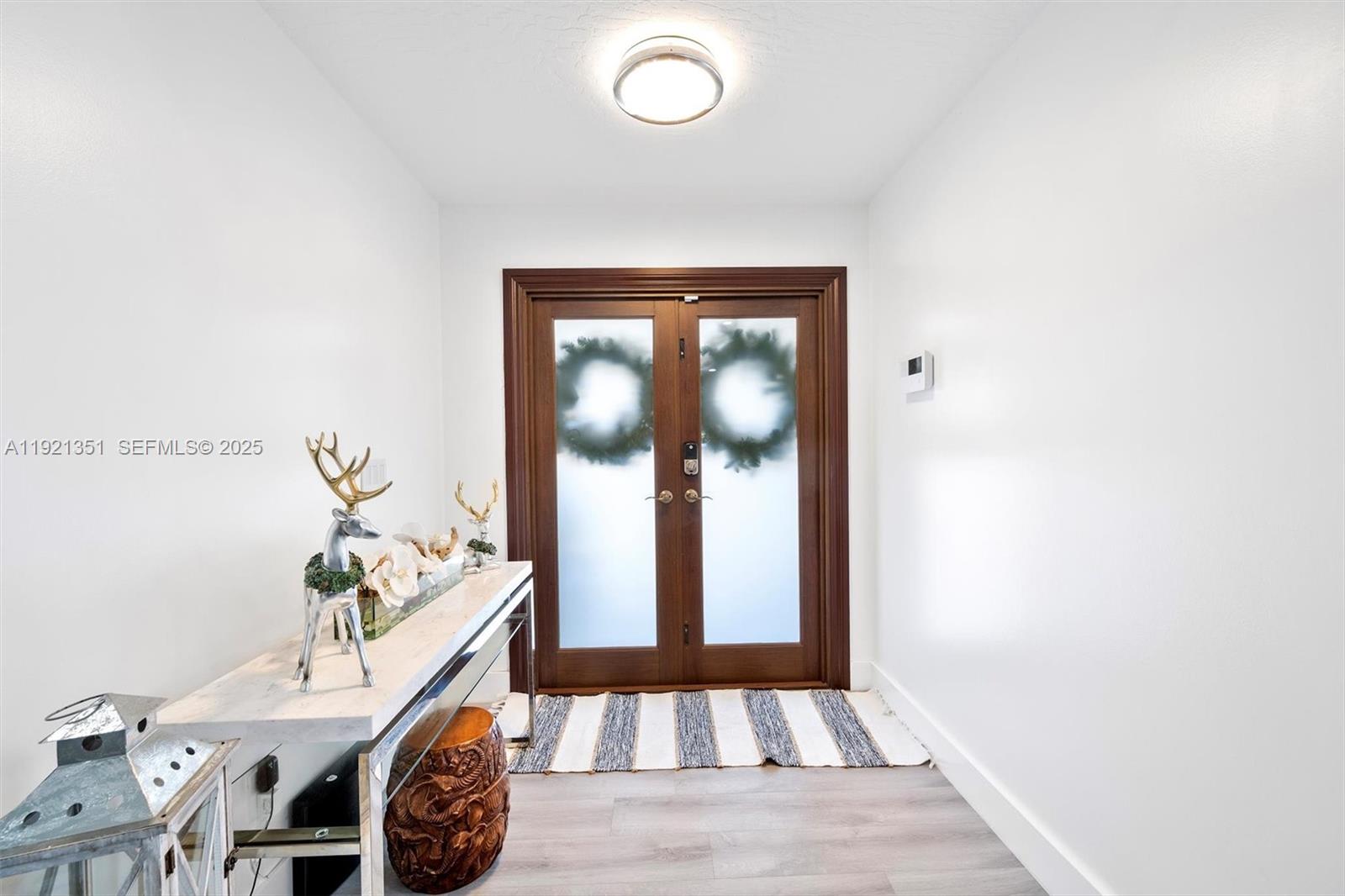 MEADOW WOOD MANOR #4 - Residential