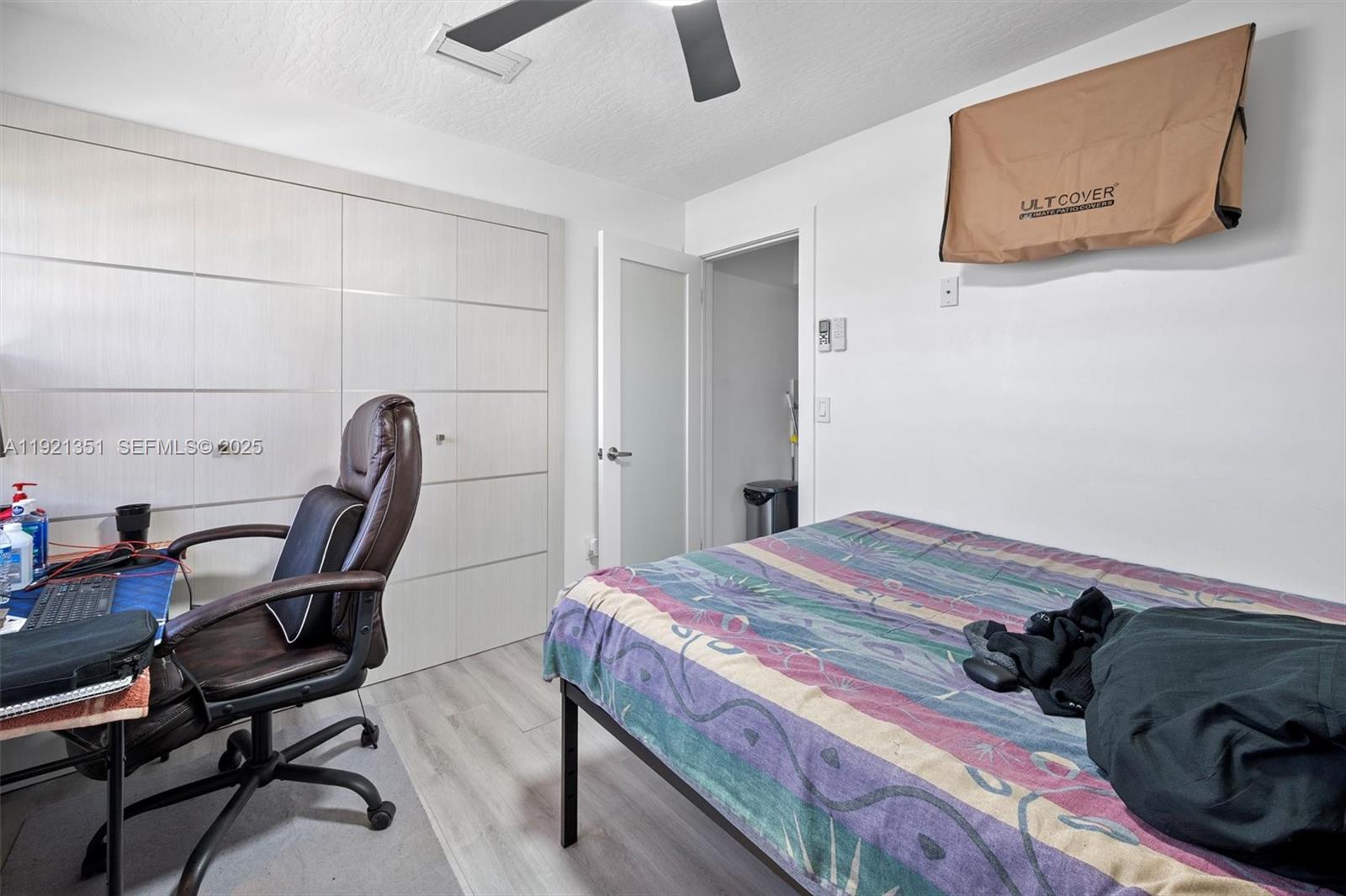 MEADOW WOOD MANOR #4 - Residential