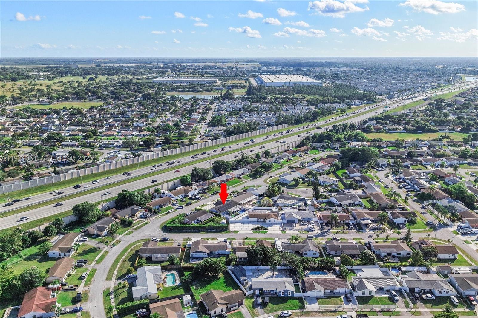 MEADOW WOOD MANOR #4 - Residential