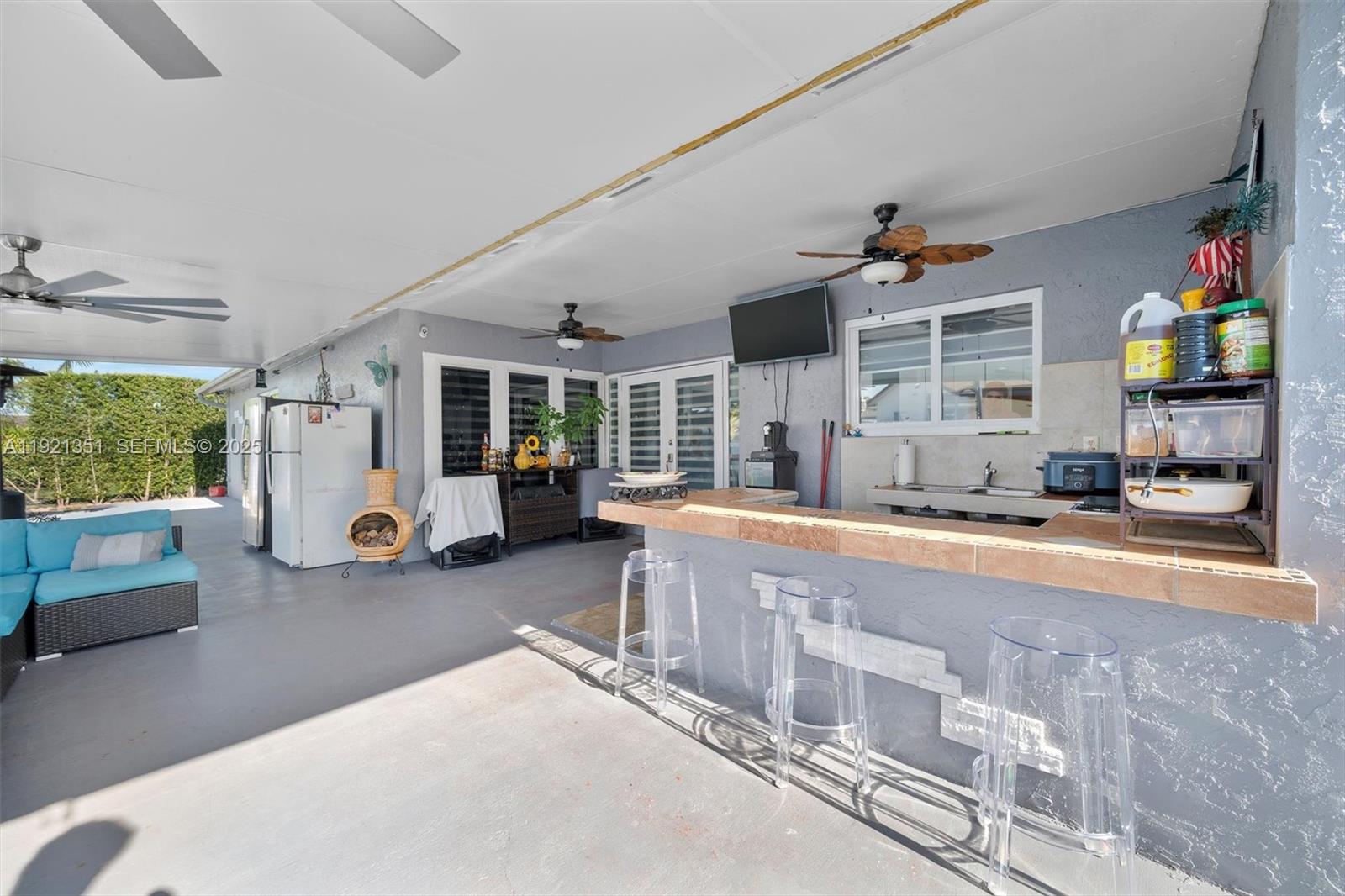 MEADOW WOOD MANOR #4 - Residential