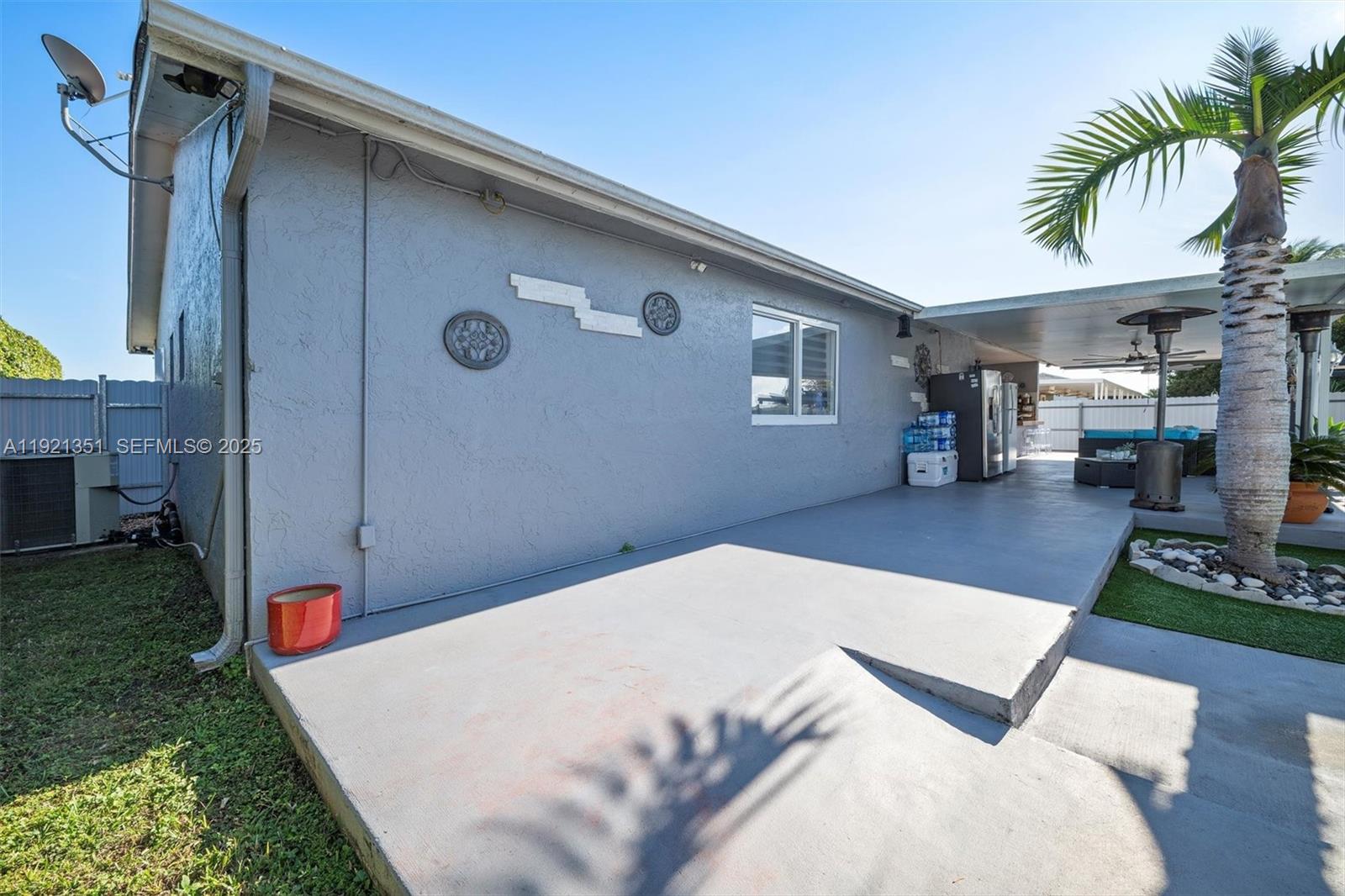 MEADOW WOOD MANOR #4 - Residential