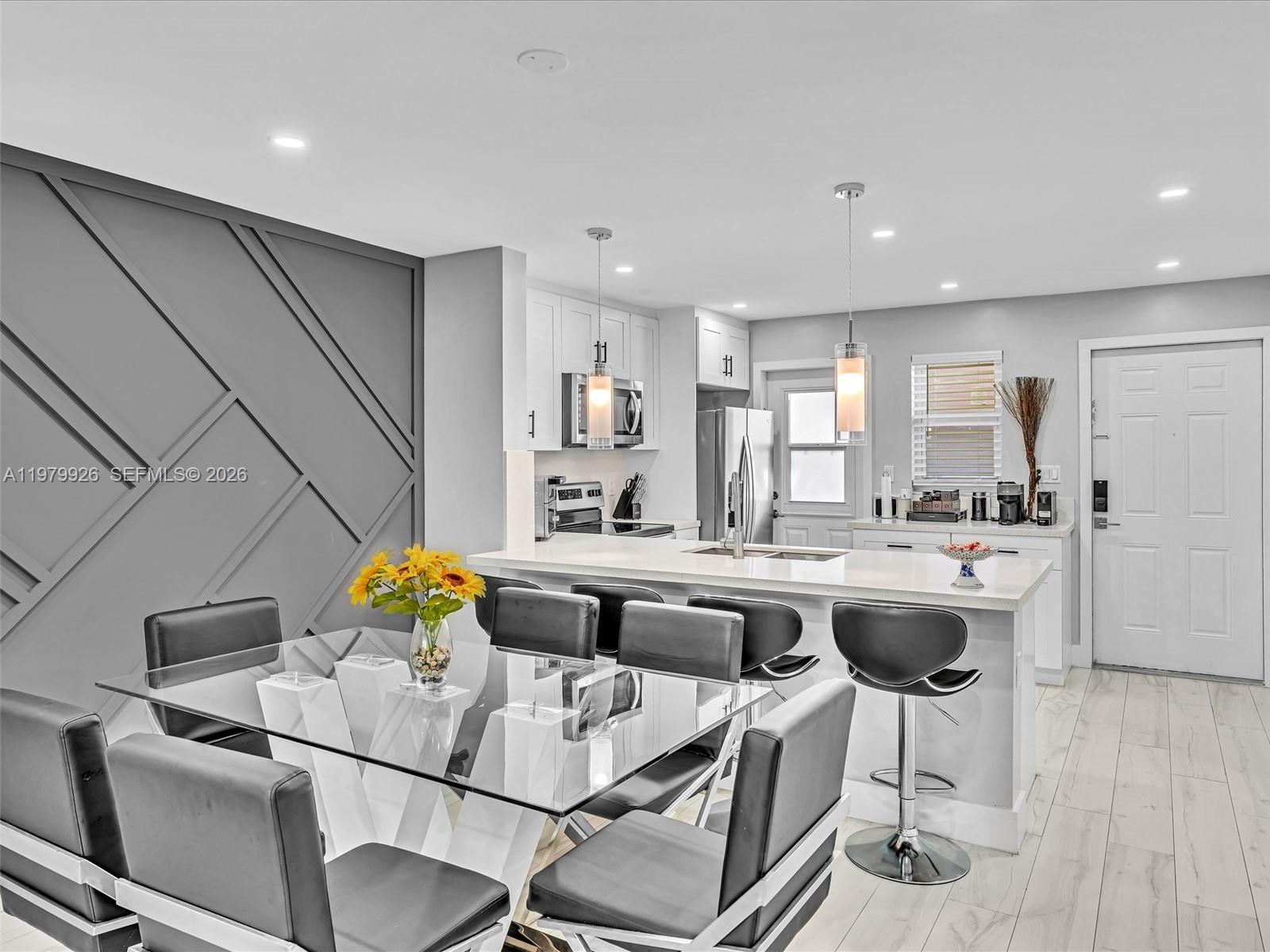 MEADOWBROOK TOWERS CONDO - Residential