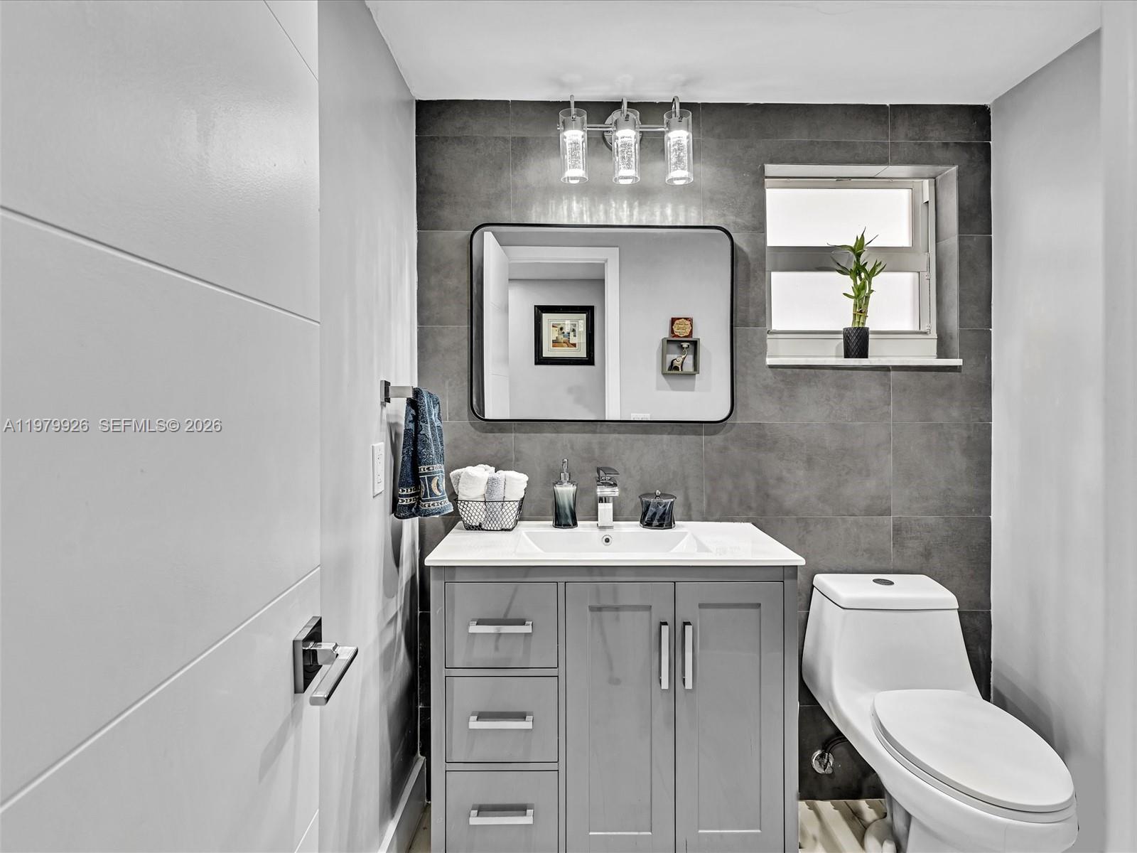 MEADOWBROOK TOWERS CONDO - Residential