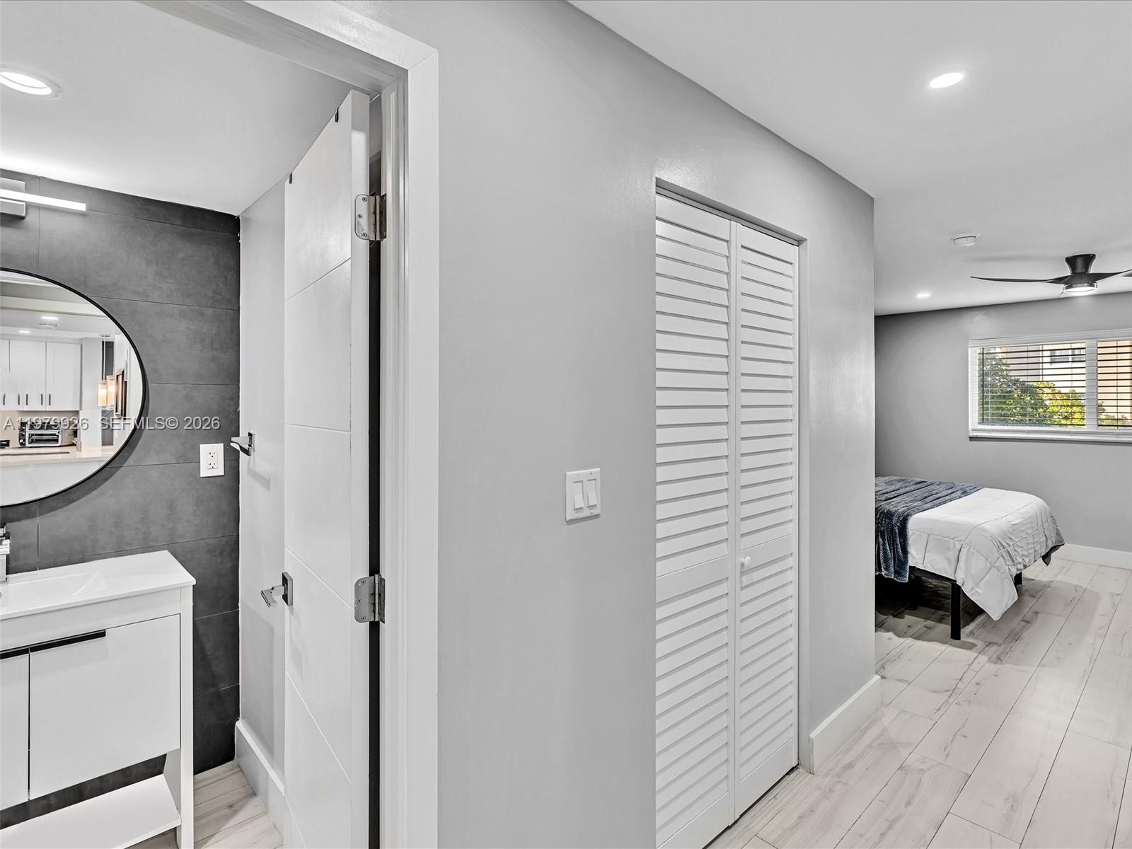 MEADOWBROOK TOWERS CONDO - Residential