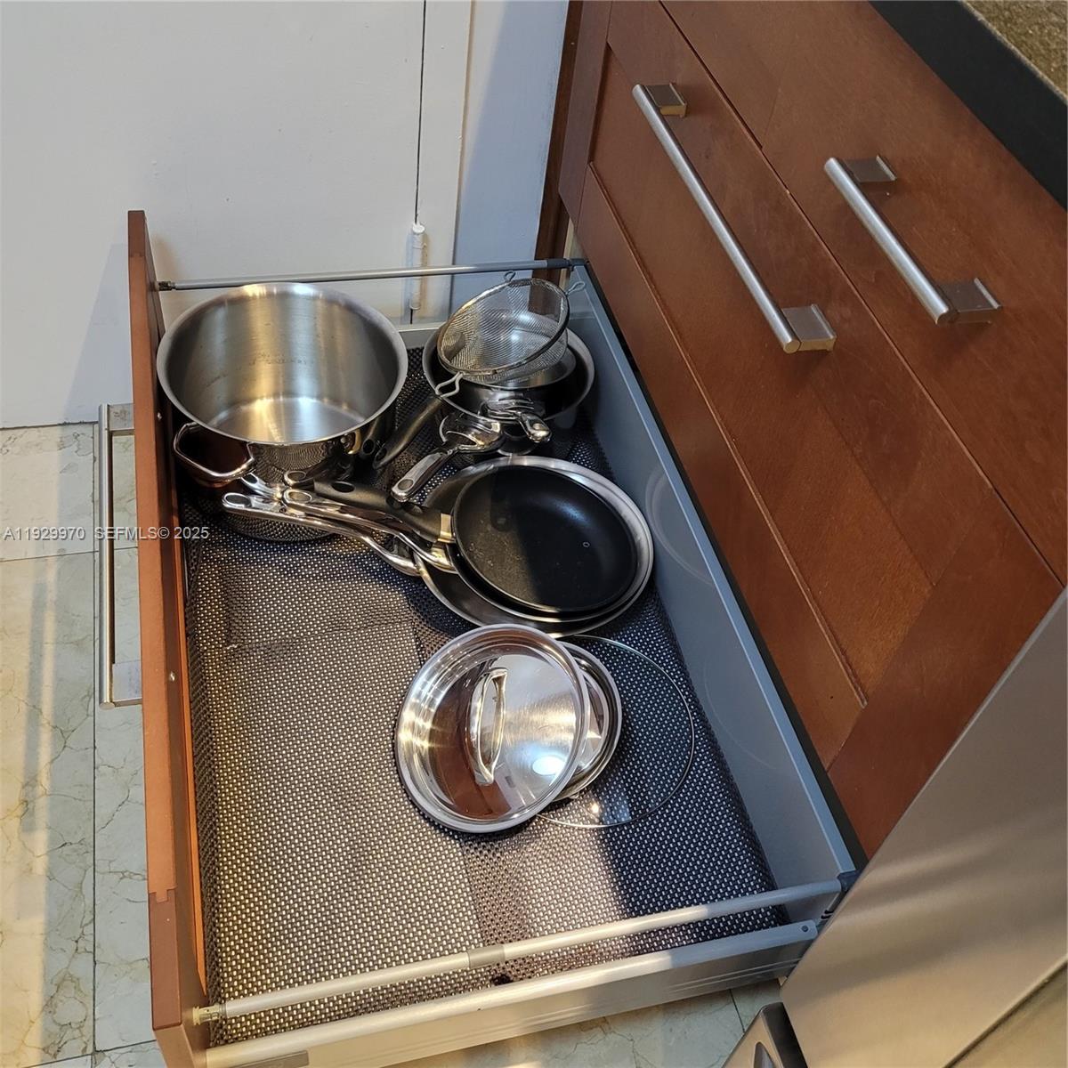 PRINCE GEORGE ARMS CONDO - Residential Lease