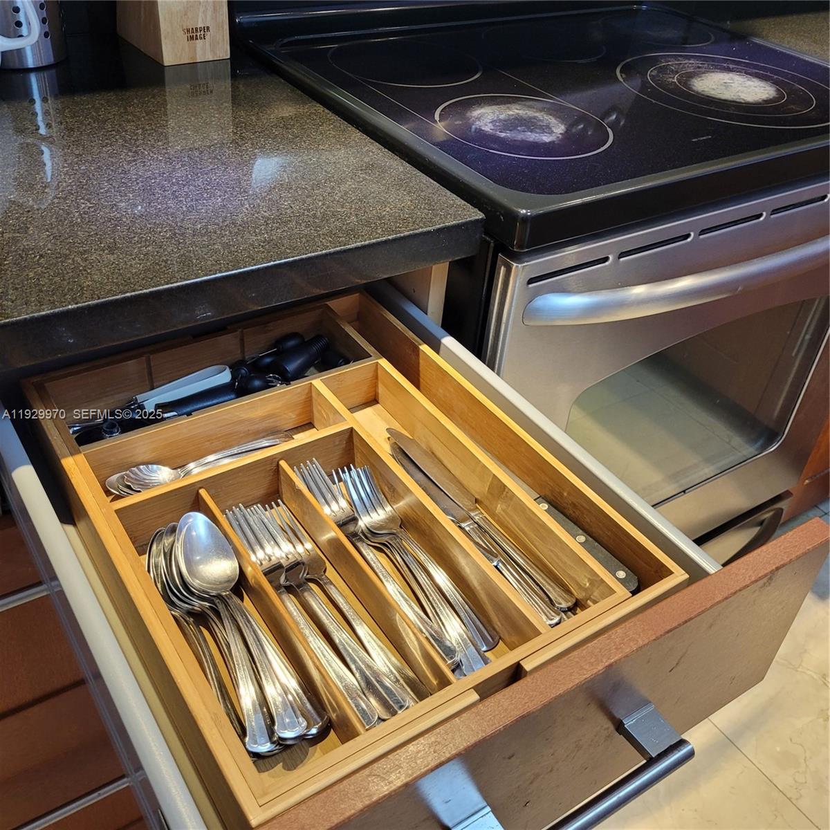 PRINCE GEORGE ARMS CONDO - Residential Lease