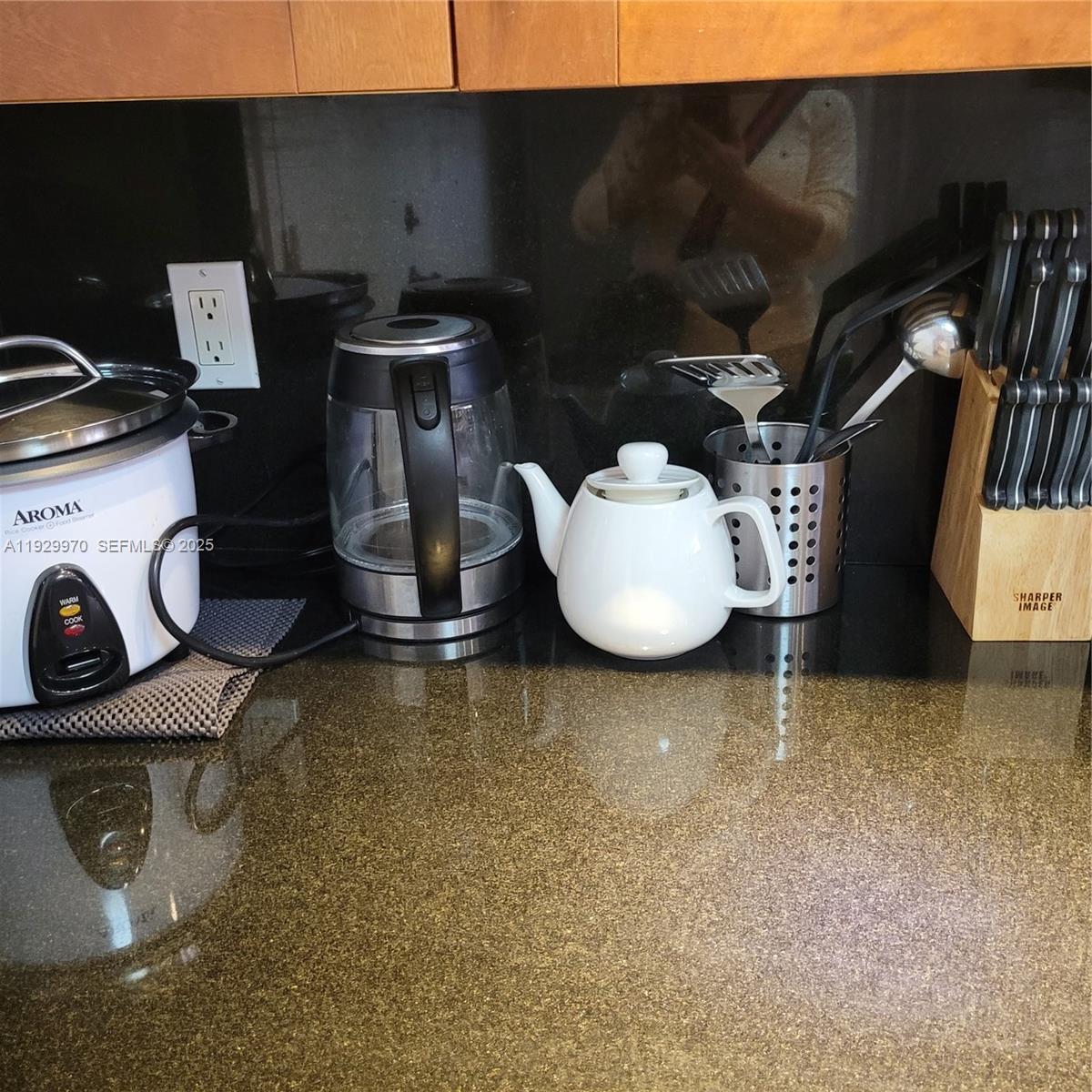 PRINCE GEORGE ARMS CONDO - Residential Lease