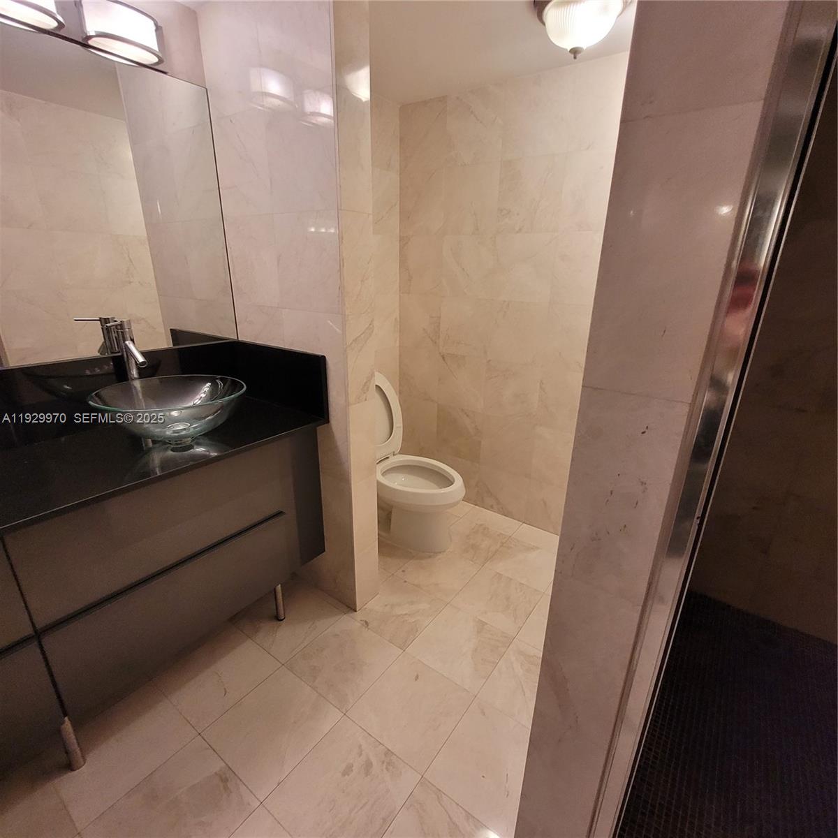 PRINCE GEORGE ARMS CONDO - Residential Lease