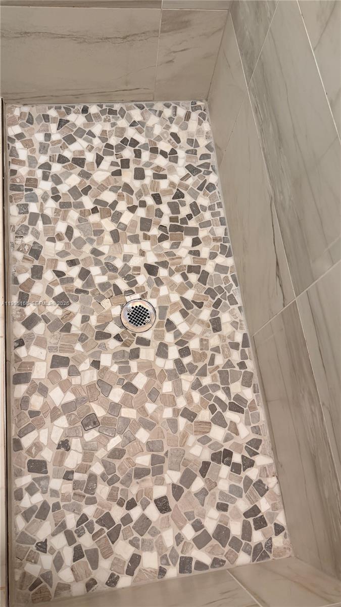 MERRICK SQUARE - Residential