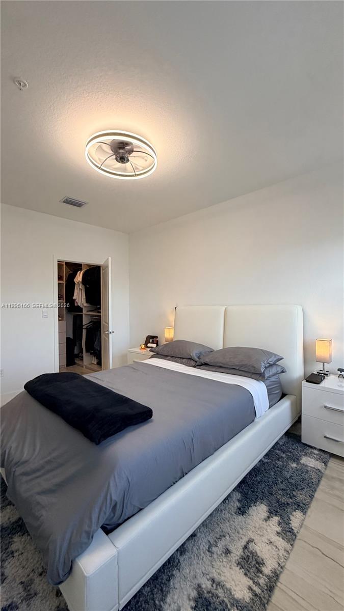 MERRICK SQUARE - Residential