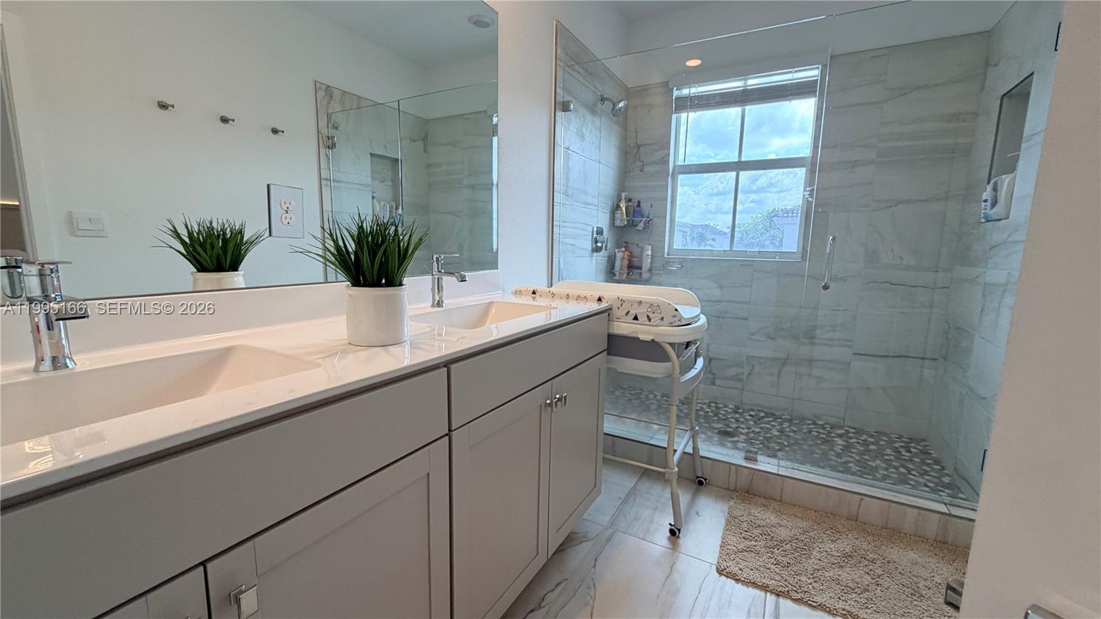 MERRICK SQUARE - Residential