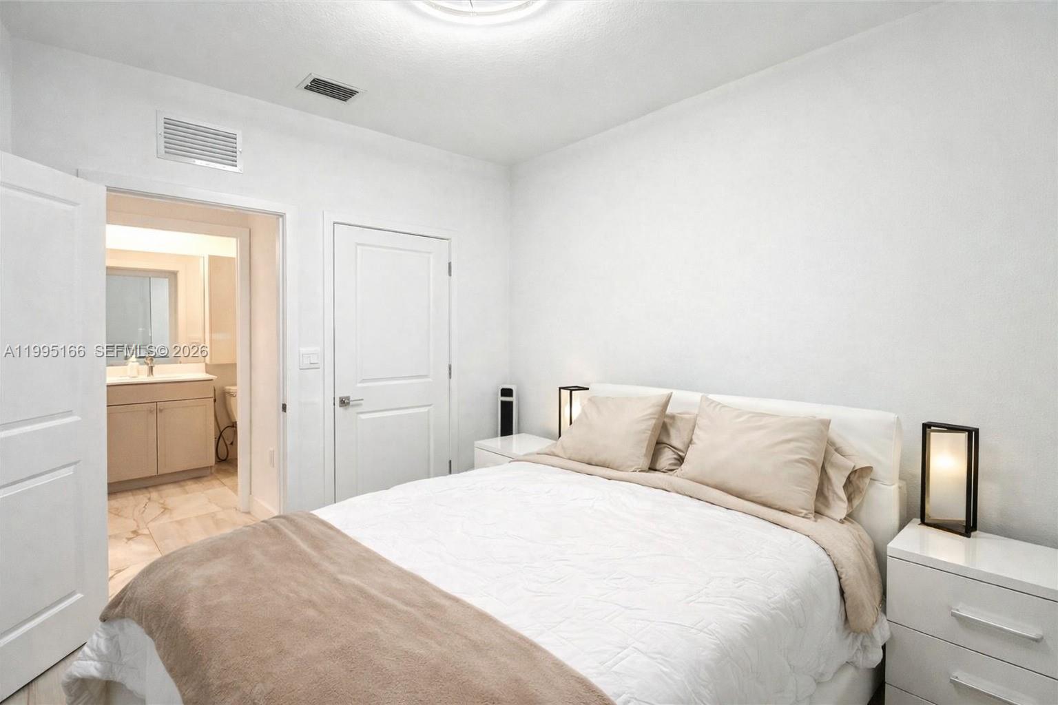 MERRICK SQUARE - Residential