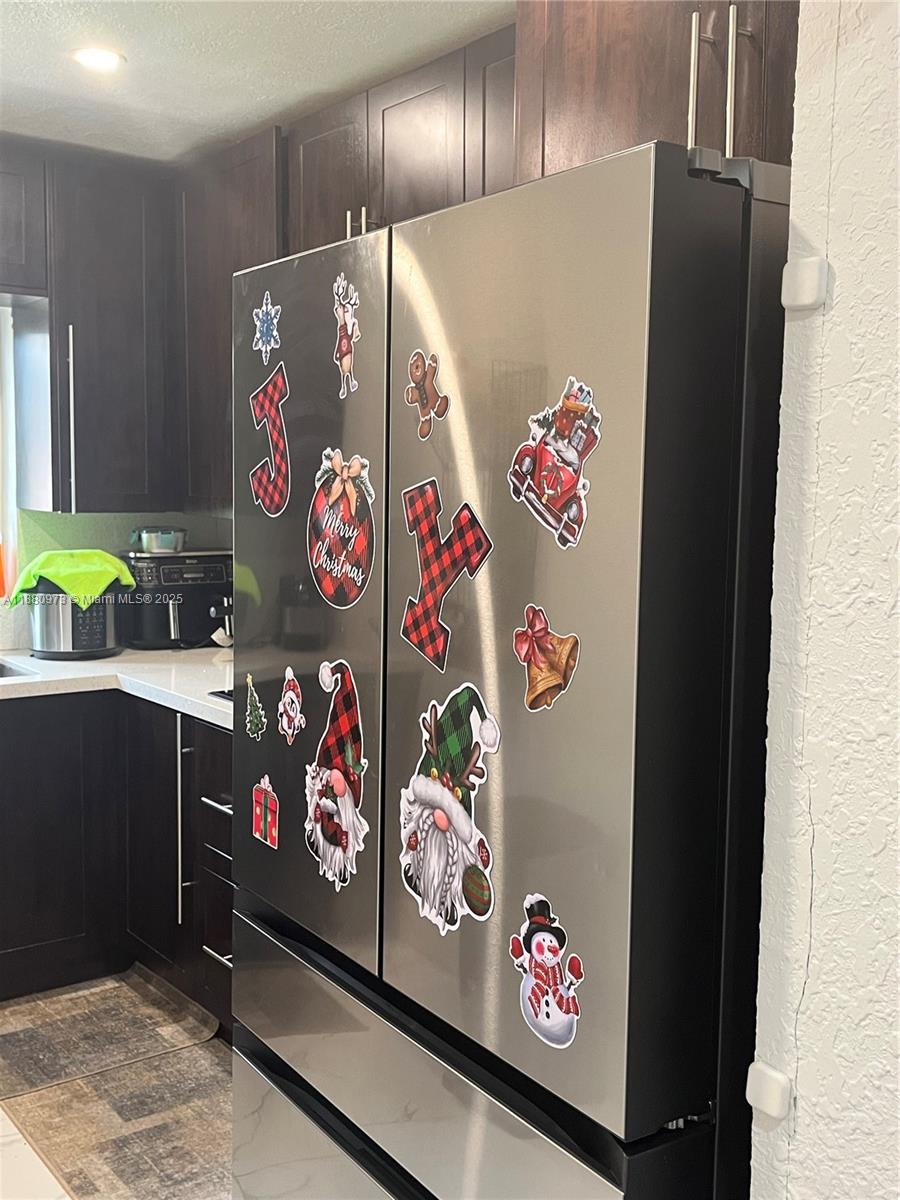 PARA VILLA HEIGHTS - Residential