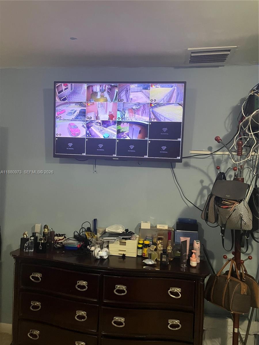 PARA VILLA HEIGHTS - Residential