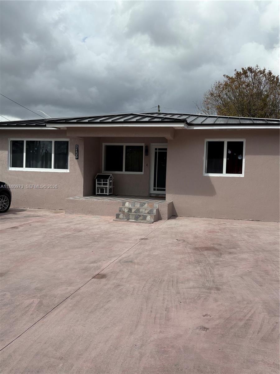 PARA VILLA HEIGHTS - Residential