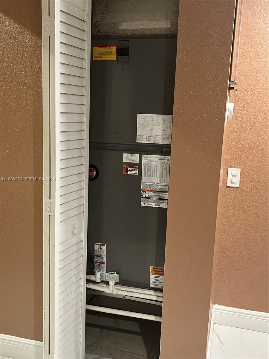 PARA VILLA HEIGHTS - Residential