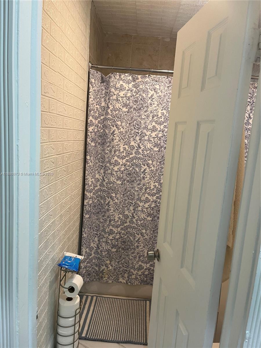 PARA VILLA HEIGHTS - Residential