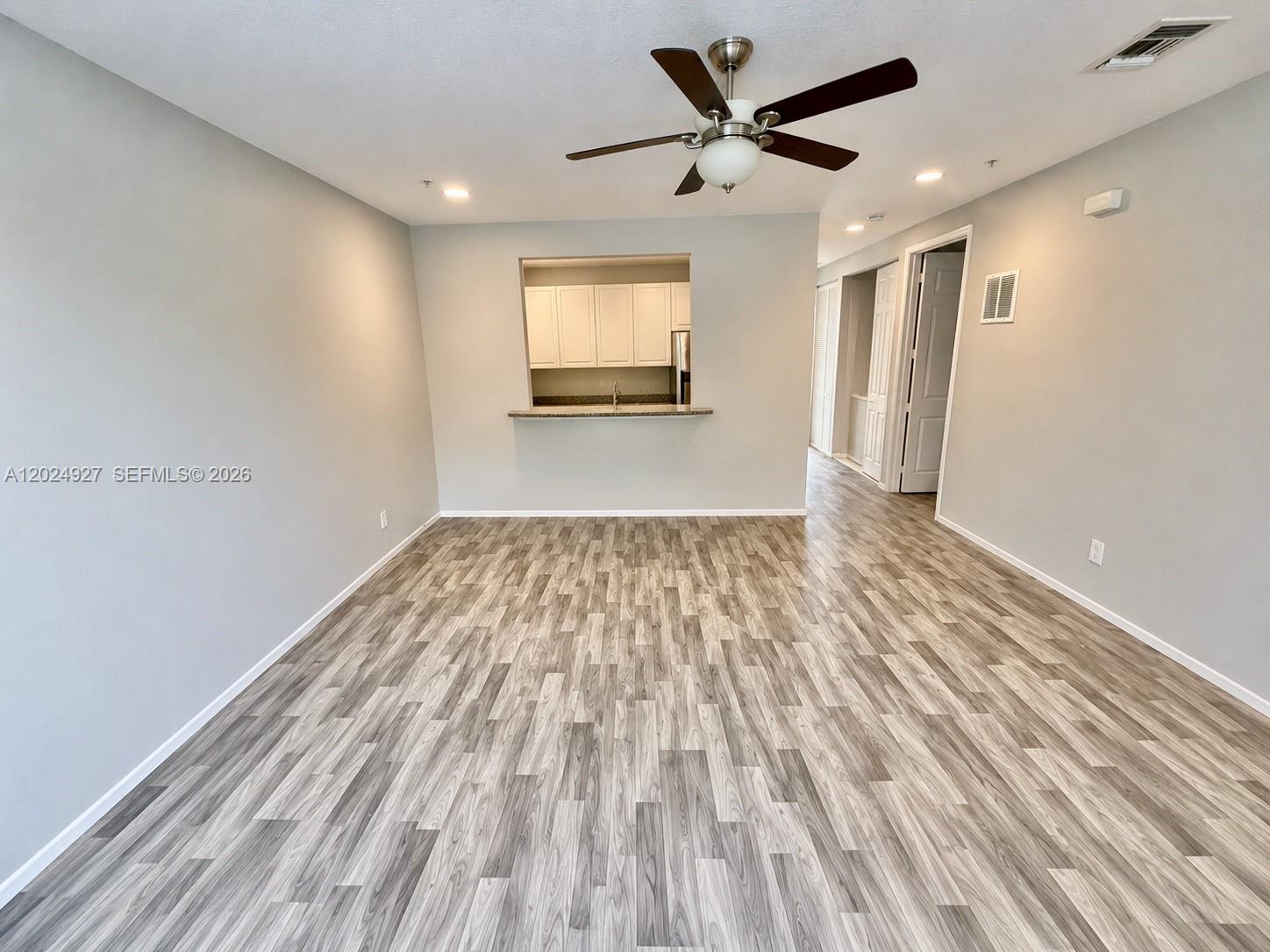 View photos, virtual tours, details... 3909 White Peacock Ln